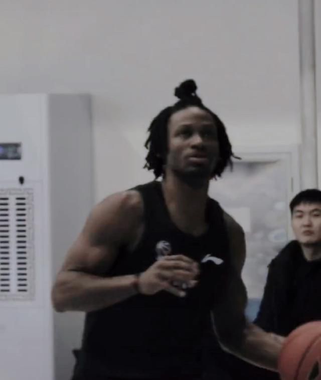 破多野结衣
